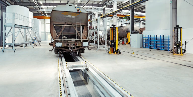 JBR 90 service pit for rail vehicles