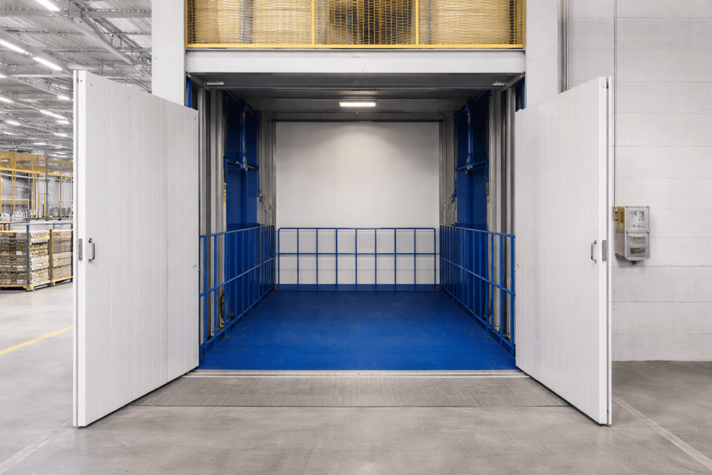 Monte Charge Hidral - Installation et maintenance par Equindus
