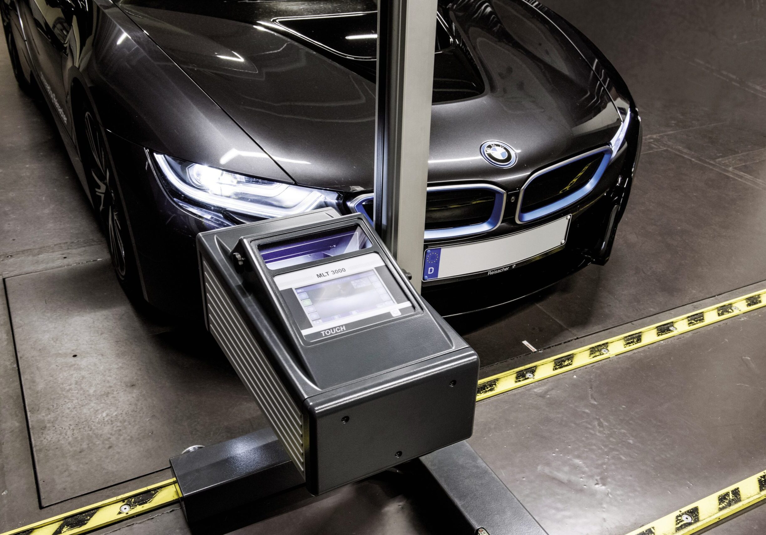 mlt-3000-bmw-i8-hdr